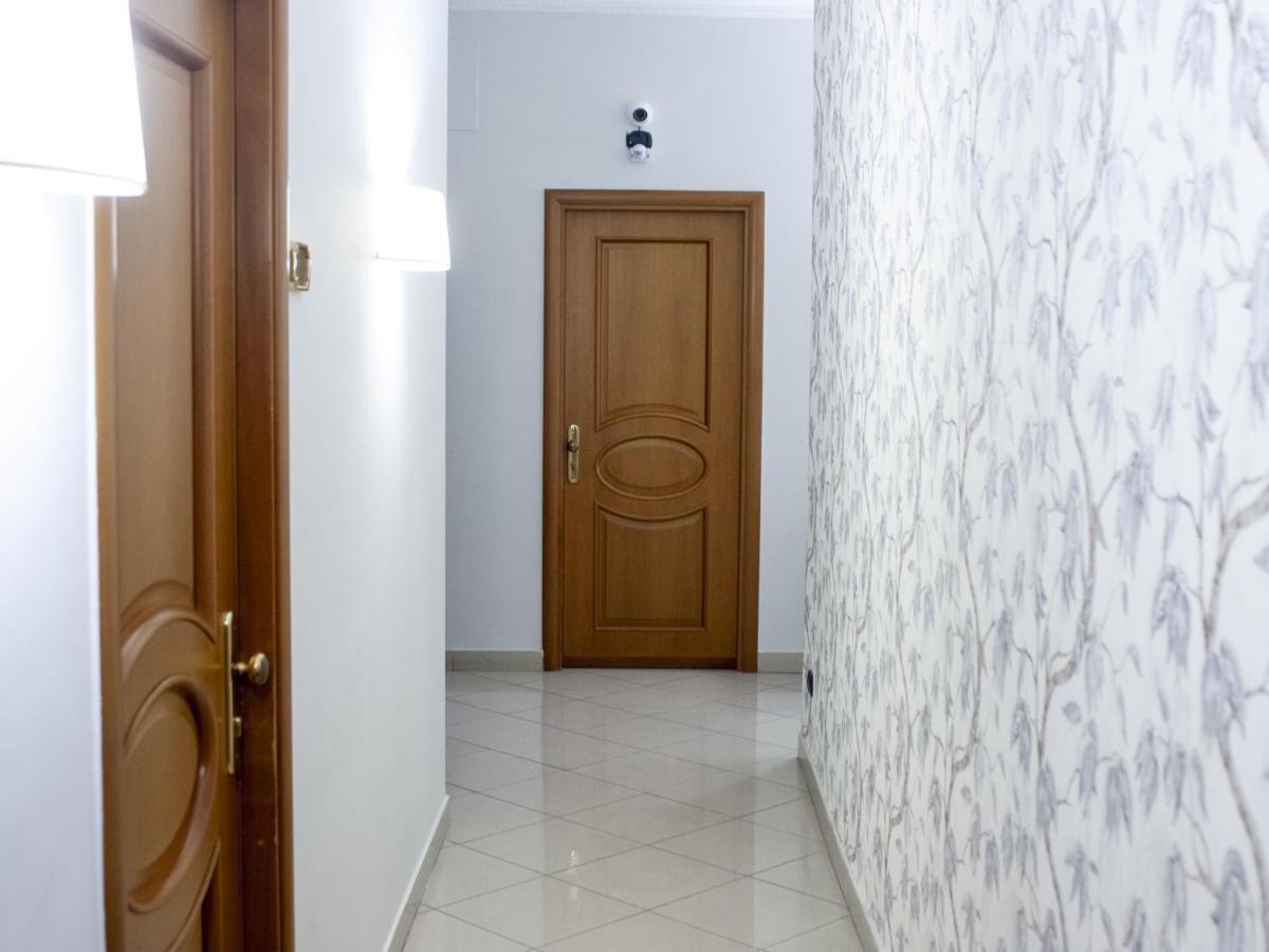 Hotel Serena Naples Luaran gambar