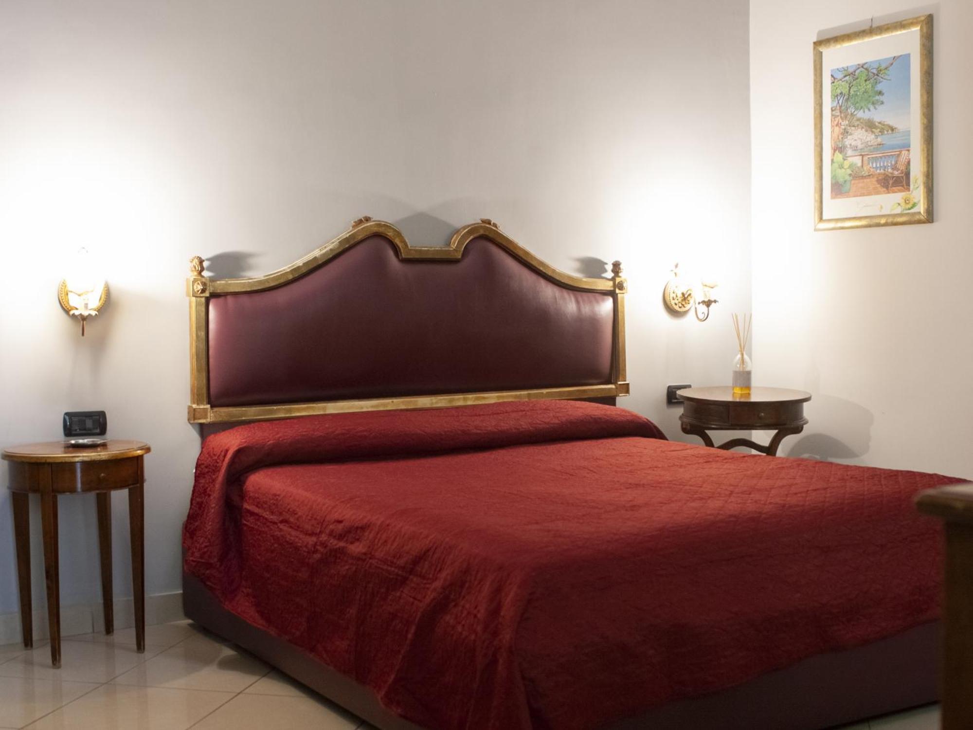Hotel Serena Naples Luaran gambar