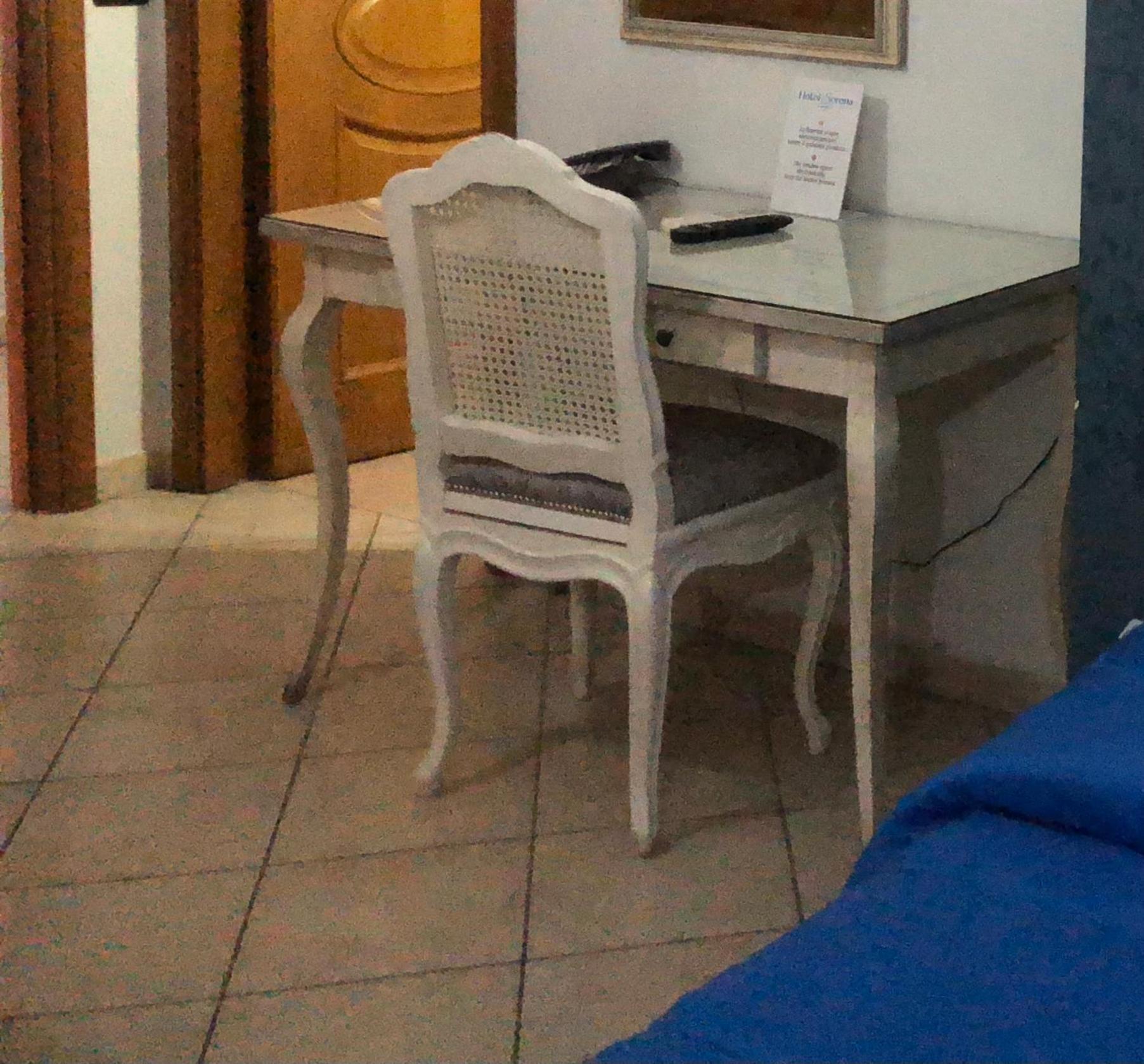 Hotel Serena Naples Luaran gambar